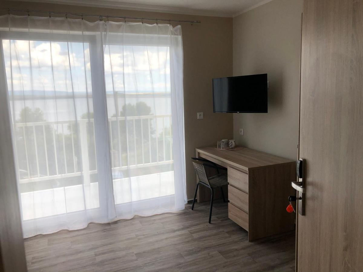 Holiday Centrum Žatec Екстериор снимка