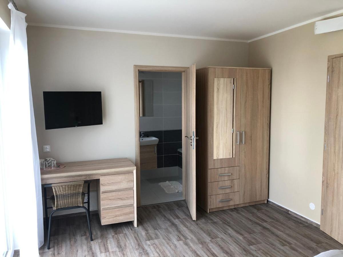 Holiday Centrum Žatec Екстериор снимка