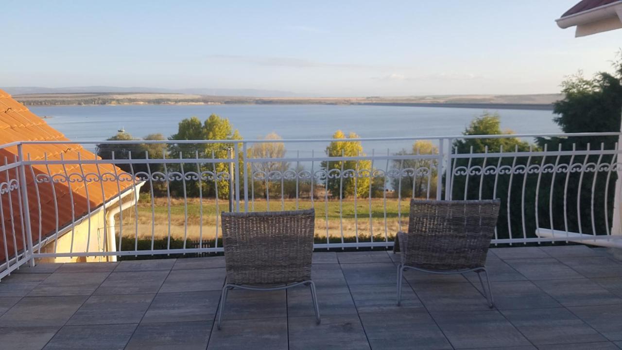 Holiday Centrum Žatec Екстериор снимка